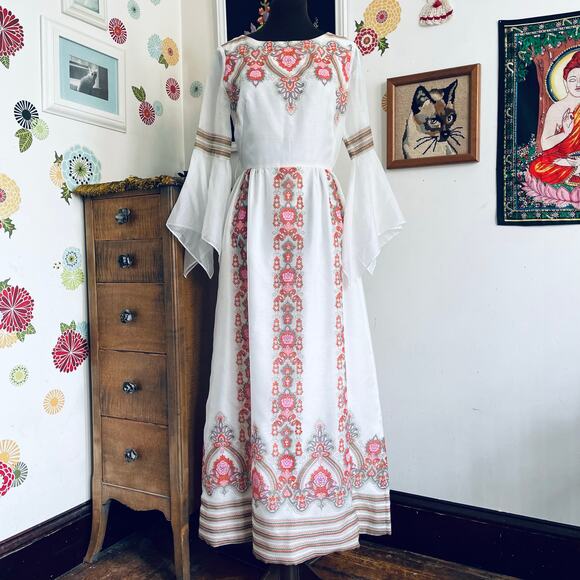 Vintage Alfred Shaheen Bell Sleeve Maxi Dress, 1970s Pink Paisley Gown Sz XS - Picture 4 of 10